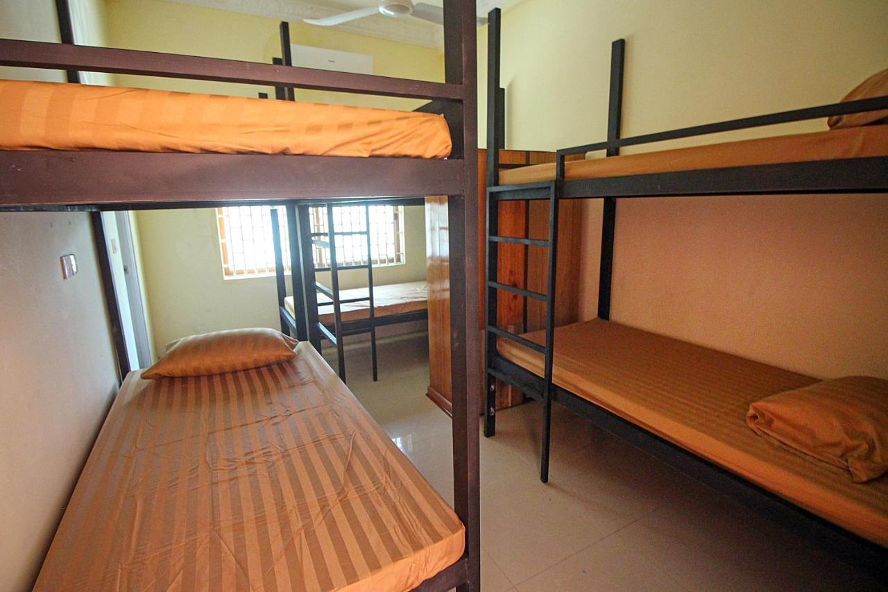 Arcadia Downtown Hostel Kampot Exterior photo