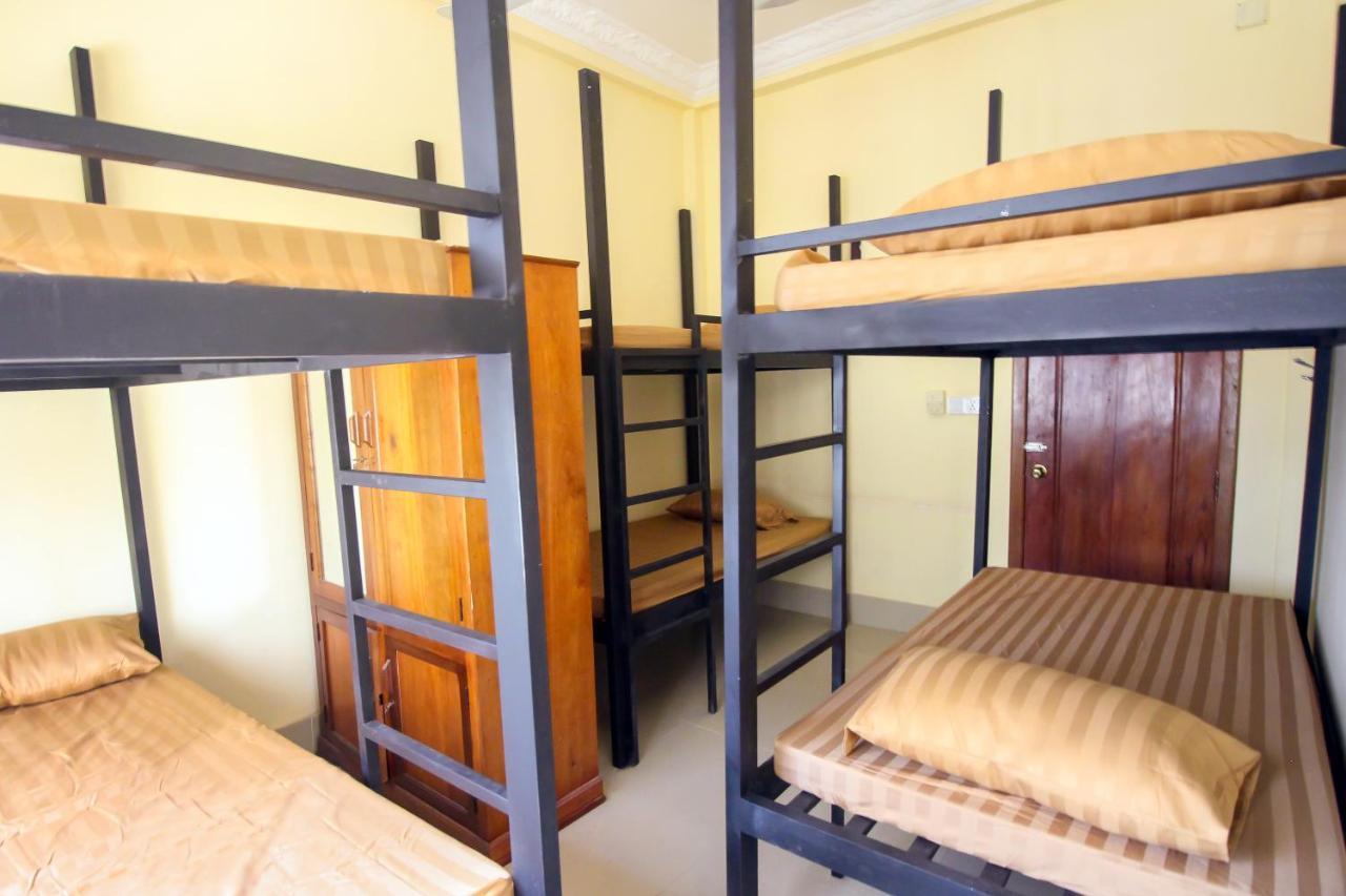 Arcadia Downtown Hostel Kampot Exterior photo